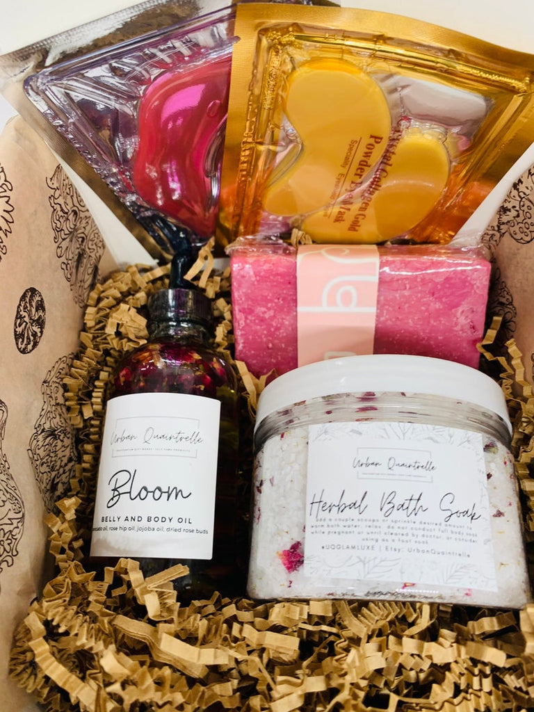 Full Bloom Self Care Gift Box (Floral)